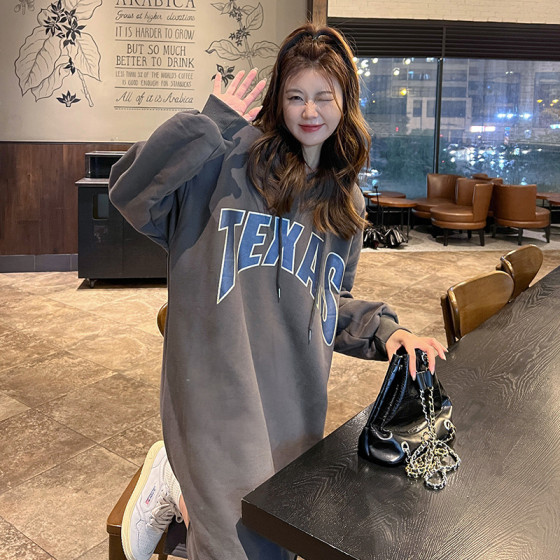 ID:829 - Autumn and winter new Korean style hem slit letter printed loose velvet thickened hooded sweatshirt dress for women